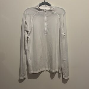 Lululemon Metal Vent Tech 1/2 Zip White Long Sleeve Top size Large